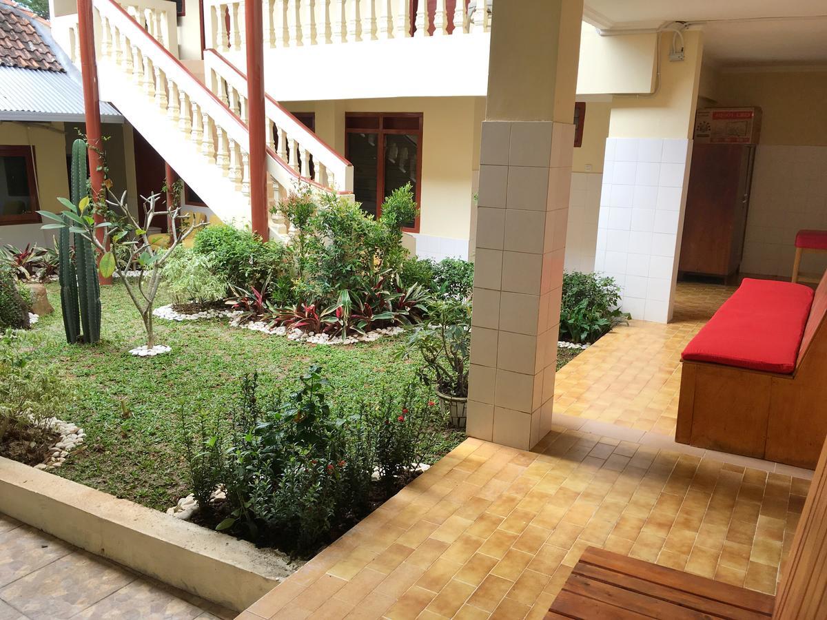 Indekost Bogor Hotel Exterior photo